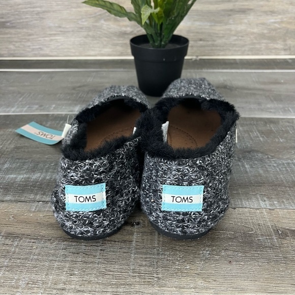 TOMS Belmont Black Sweater Knit Faux Fur Women’s Size 7.5 - Picture 8 of 10
